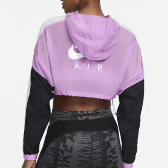 NIKE Women’s Women’s Reflective Jacket New - Picture 2 of 13